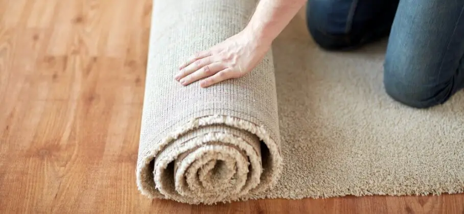How to Get Wrinkles Out of Carpet Without a Stretcher